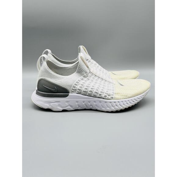 Nike Shoes Womens 9 White React Phantom Run Flyknit 2 Slip On Running Sneakers - Picture 1 of 13
